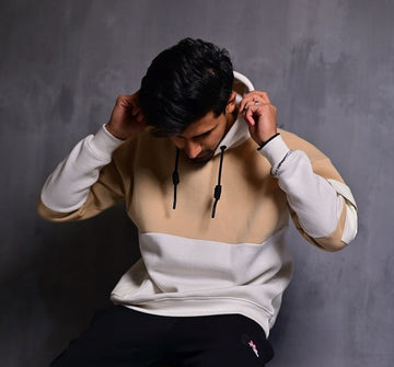 Men’s Color-Block Hoodie – Trendy & Comfortable